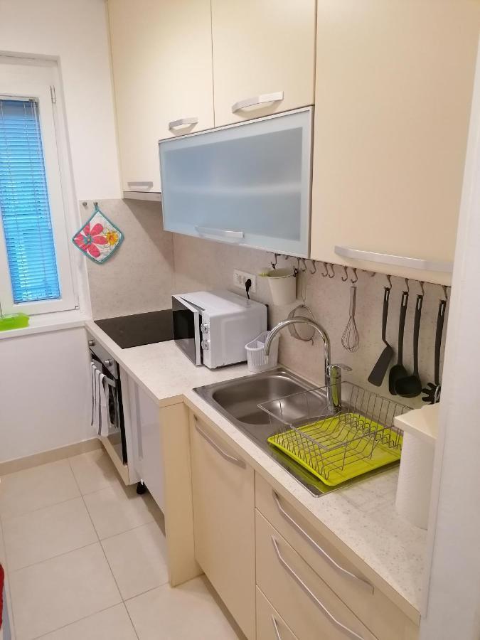 Apartma Ladinka Izola Εξωτερικό φωτογραφία